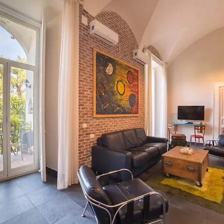 Bed & Breakfast The Bellini House By House In 4*