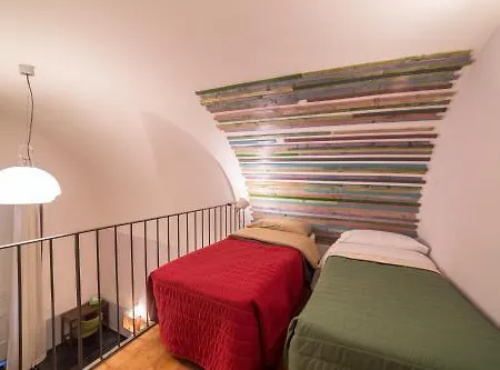 The Bellini House By House In 4*